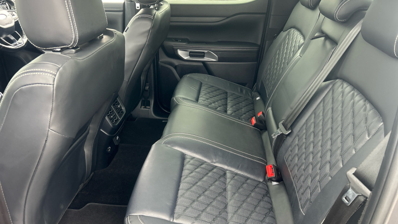 Ford Ranger Diesel Pick Up D/Cab Platinum 3.0 EcoBlue V6 240 Auto